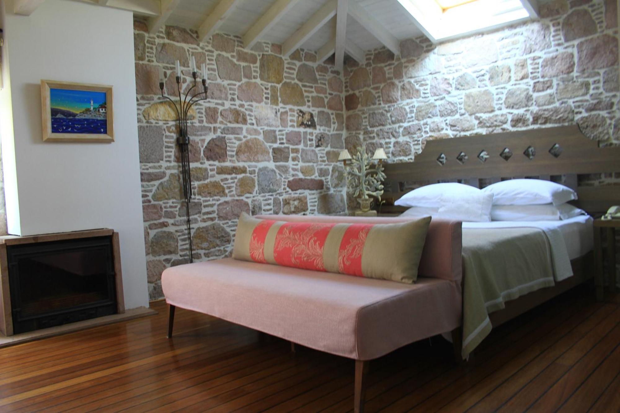 Cunda Lena Otel Айвалык Экстерьер фото