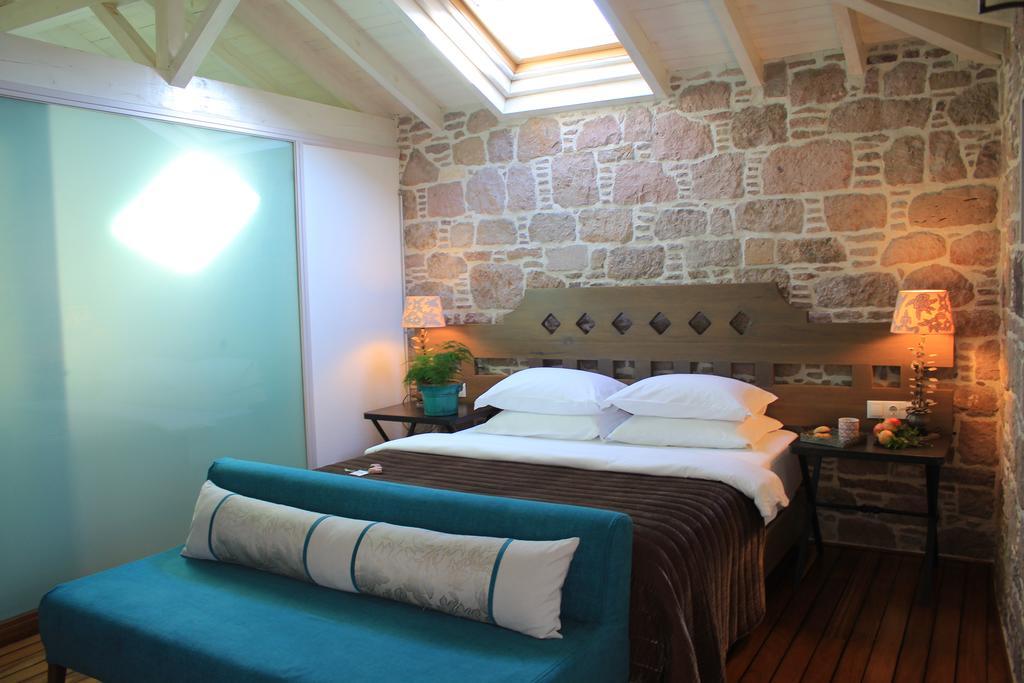Cunda Lena Otel Айвалык Экстерьер фото