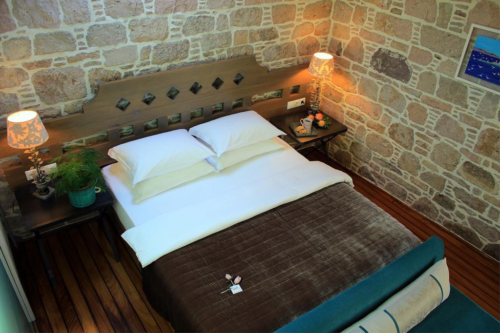 Cunda Lena Otel Айвалык Экстерьер фото