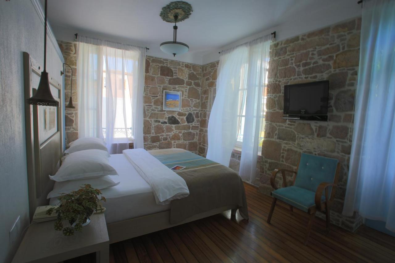 Cunda Lena Otel Айвалык Экстерьер фото