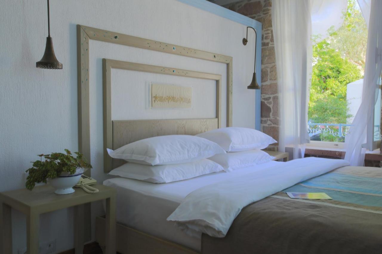 Cunda Lena Otel Айвалык Экстерьер фото